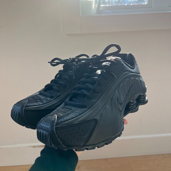 Nike Shox R4 - BLACK - Picture 6 of 12